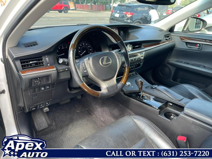 Thumbnail image of 2015 Lexus ES 350 at Apex Auto
