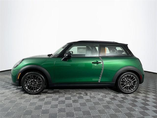 Thumbnail image of 2025 MINI Hardtop 4 Door at Keeler Motor Company BMW