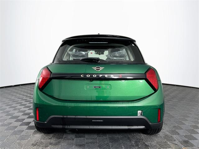 Thumbnail image of 2025 MINI Hardtop 4 Door at Keeler Motor Company BMW