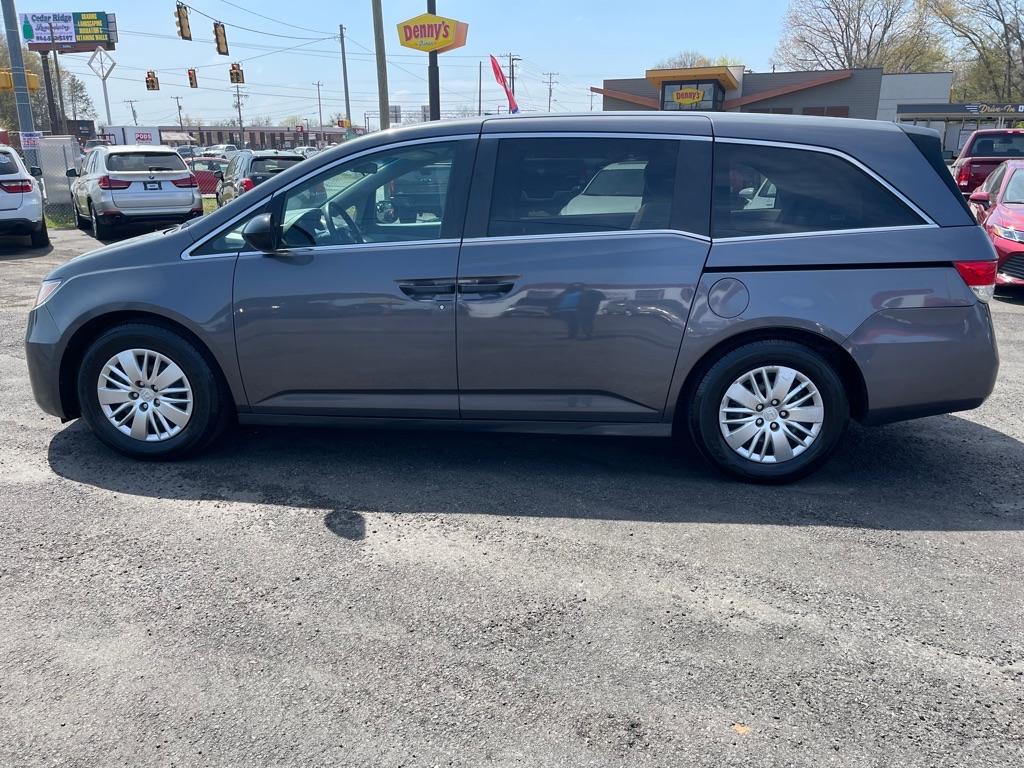 Thumbnail image of 2017 Honda Odyssey at MODERN AUTOMOTIVE SALES LLC