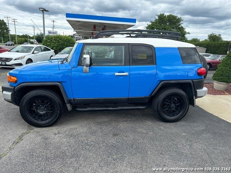 Thumbnail image of 2007 Toyota FJ Cruiser at Ally Motor Group