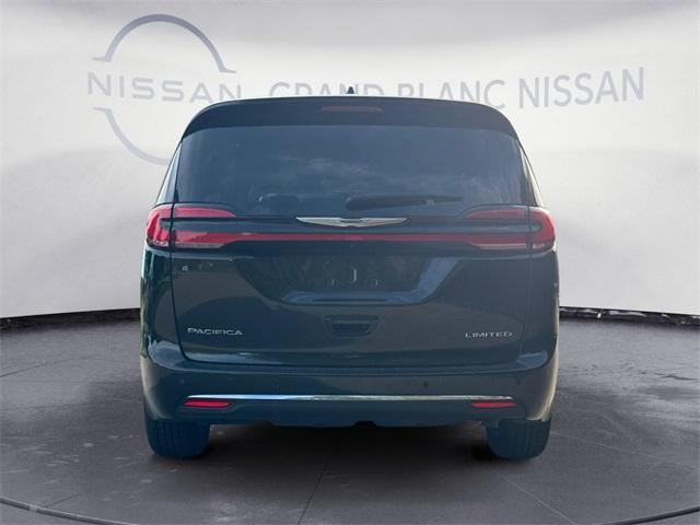 Thumbnail image of 2022 Chrysler Pacifica at Grand Blanc Nissan
