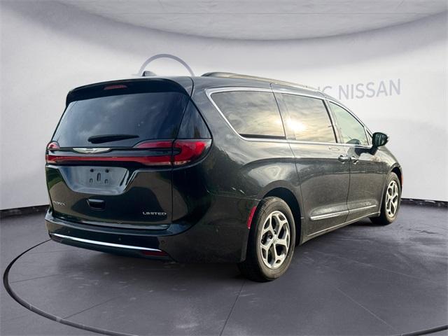 Thumbnail image of 2022 Chrysler Pacifica at Grand Blanc Nissan
