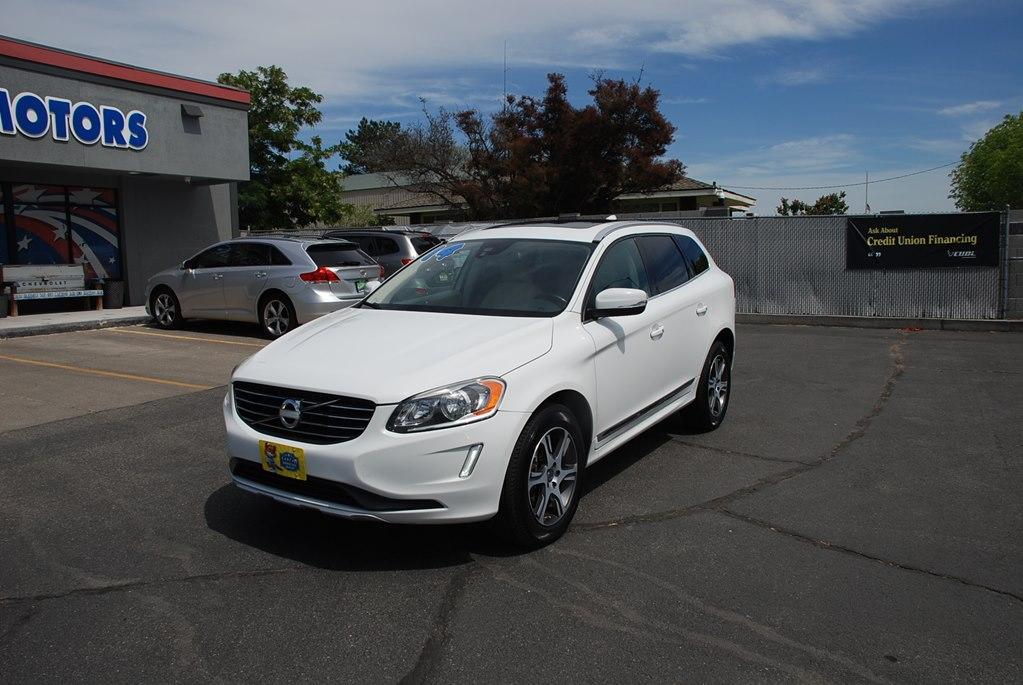 Thumbnail image of 2014 Volvo XC60 at BULLDOG MOTORS