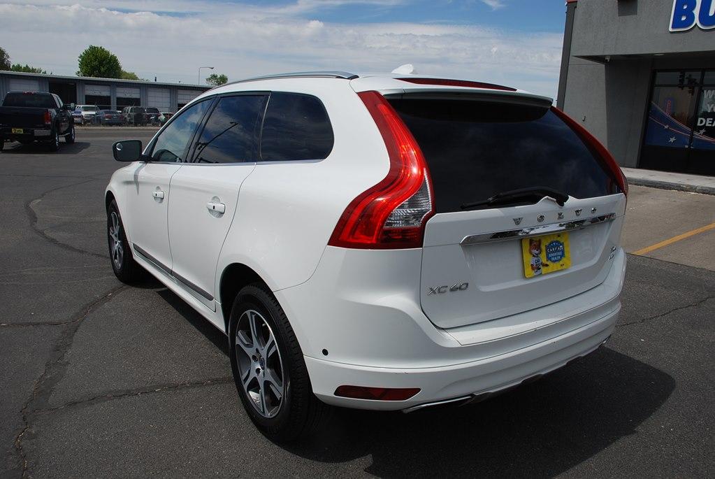 Thumbnail image of 2014 Volvo XC60 at BULLDOG MOTORS