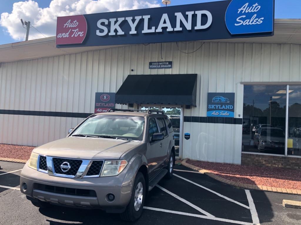 Thumbnail image of 2007 Nissan Pathfinder at Skyland Auto Sales