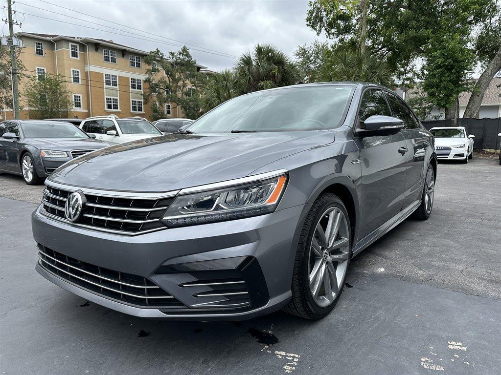 Thumbnail image of 2018 Volkswagen Passat at TAMPA AUTO SOURCE