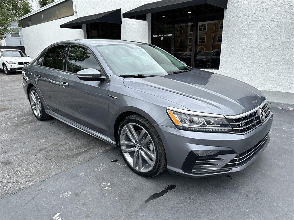 Thumbnail image of 2018 Volkswagen Passat at TAMPA AUTO SOURCE