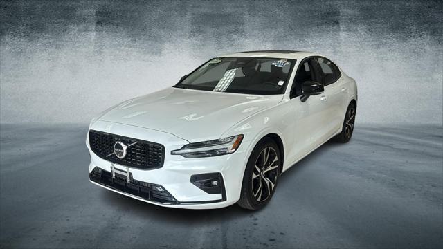 Thumbnail image of 2024 Volvo S60 at Car Connection Superstore
