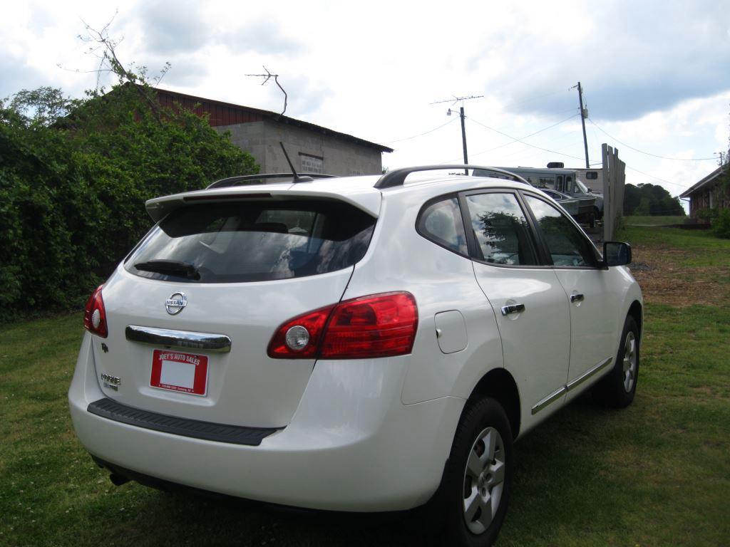 Thumbnail image of 2014 Nissan Rogue Select at Poole Family Enterprises, Inc