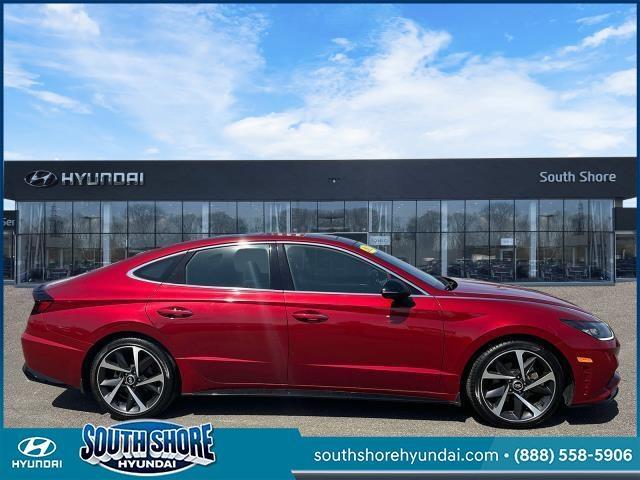 Thumbnail image of 2023 Hyundai SONATA at South Shore Hyundai