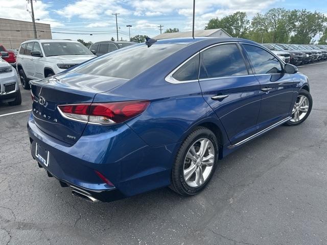 Thumbnail image of 2018 Hyundai SONATA at Golling Chrysler Dodge Jeep Ram of Roseville