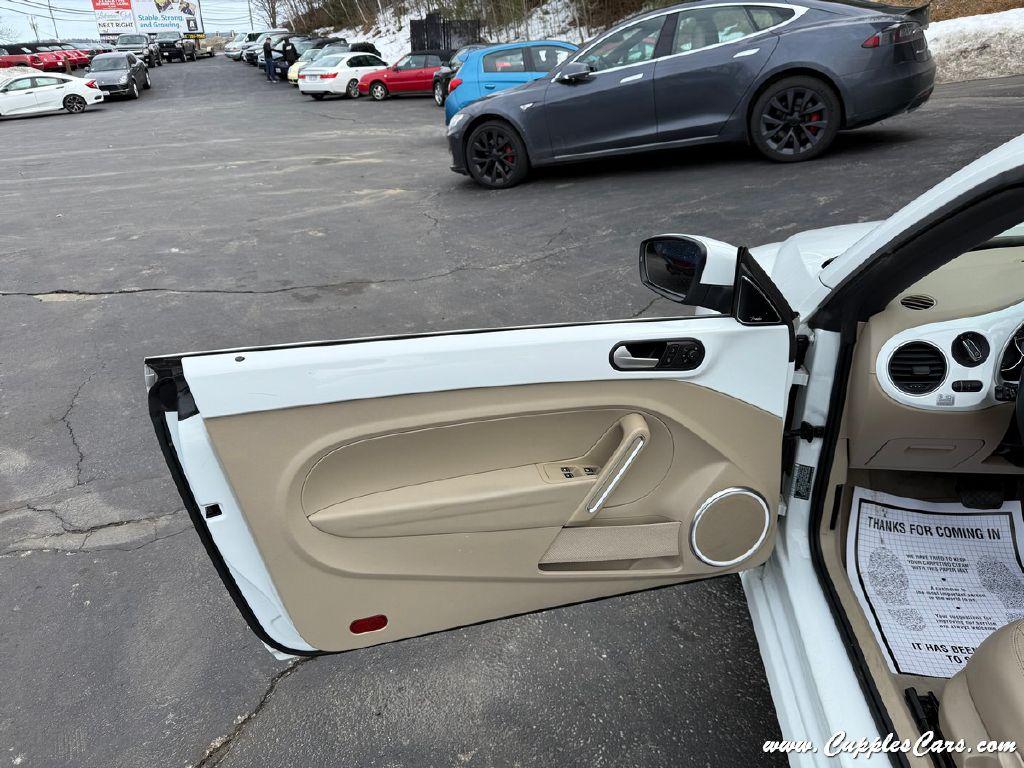 Thumbnail image of 2014 Volkswagen Beetle Convertible at CUPPLES CAR COMPANY