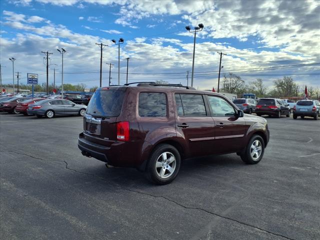 Thumbnail image of 2011 Honda Pilot at Credit King Auto Sales