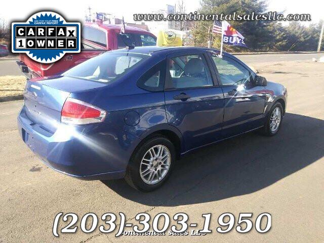 Thumbnail image of 2008 Ford Focus at Continental sales LLC