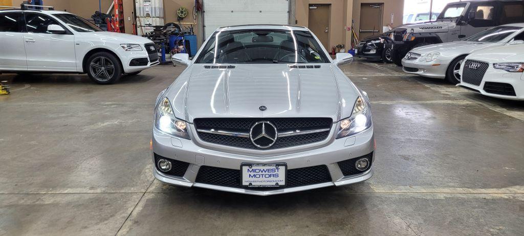 Thumbnail image of 2009 Mercedes-Benz SL-Class at MIDWEST MOTORS