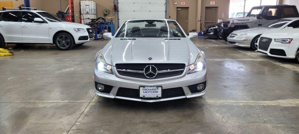 Thumbnail image of 2009 Mercedes-Benz SL-Class at MIDWEST MOTORS