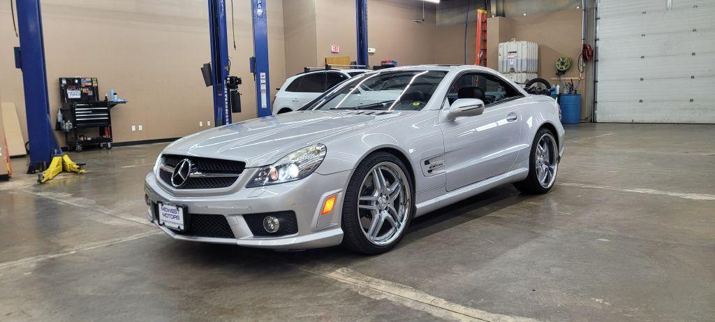 Thumbnail image of 2009 Mercedes-Benz SL-Class at MIDWEST MOTORS