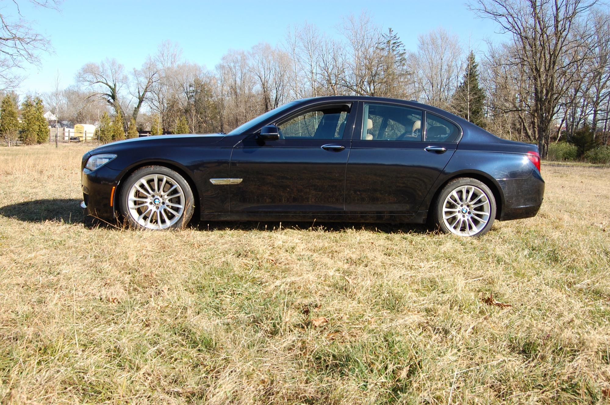 Thumbnail image of 2015 BMW 7 Series at New Hope Auto Sales