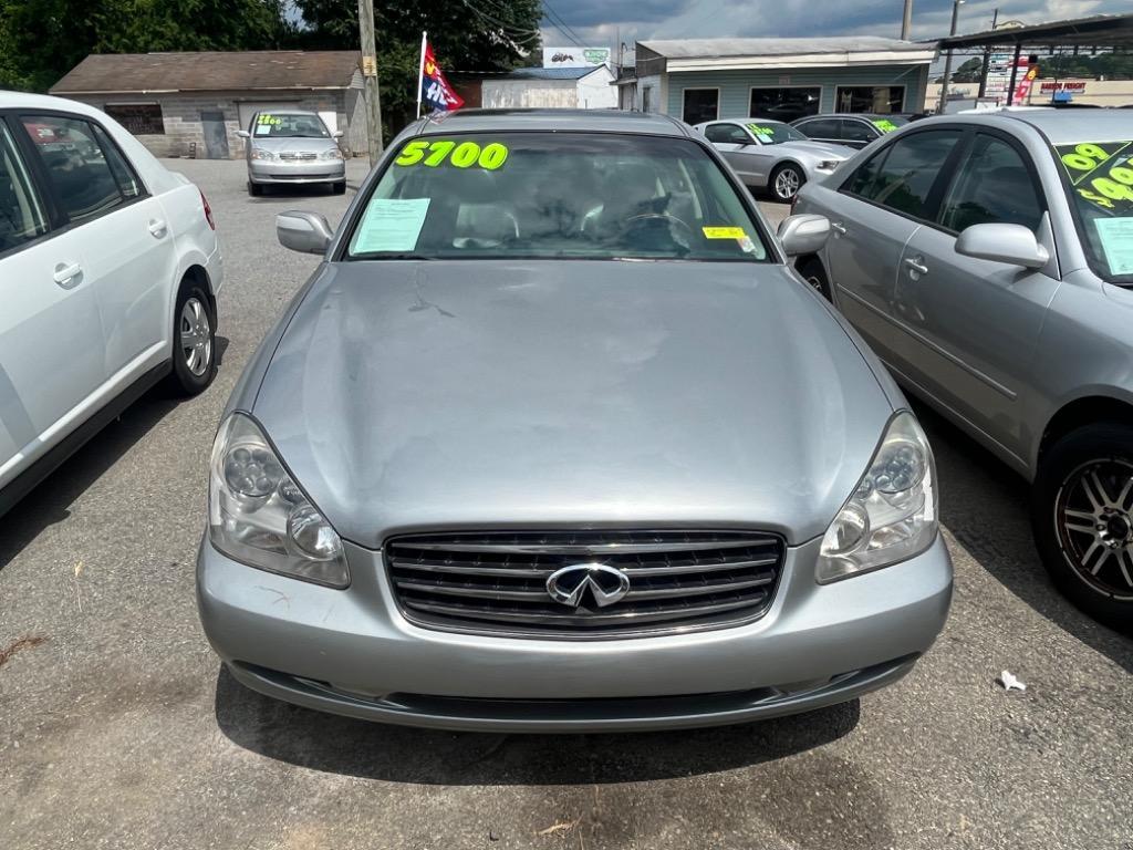 Thumbnail image of 2002 INFINITI Q45 at Discovery Auto Sales LLC