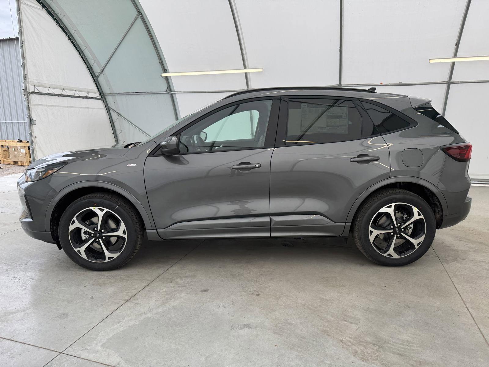 Thumbnail image of 2025 Ford Escape Hybrid at Bill Summers Ford Lincoln Honda Nissan