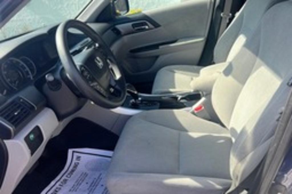 Thumbnail image of 2013 Honda Accord at Thomas Family Auto LLC