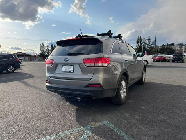 Thumbnail image of 2016 Kia Sorento at University Auto Sales