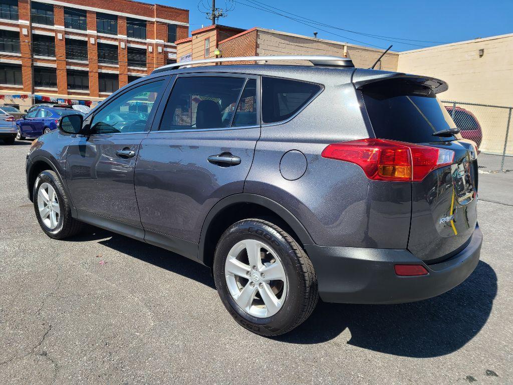 Thumbnail image of 2013 Toyota RAV4 at Raul's Auto Sales