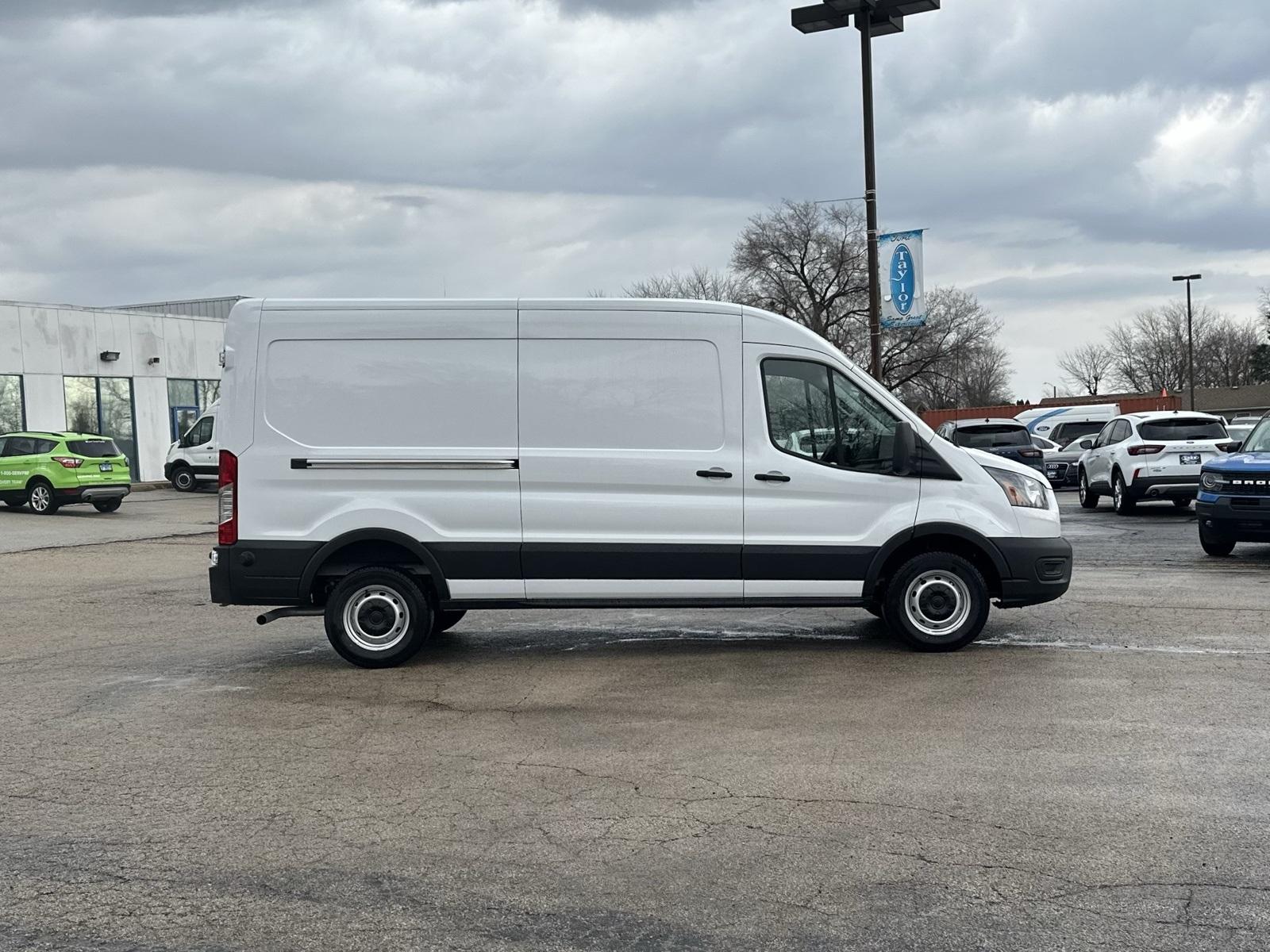 Thumbnail image of 2024 Ford Transit at Taylor Ford of Manteno