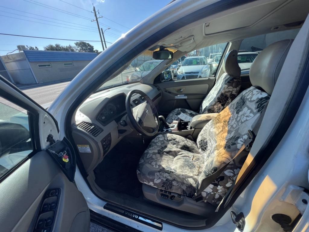 Thumbnail image of 2004 Volvo XC90 at Steeco Motors LLC