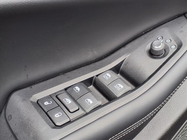 Thumbnail image of 2024 Jeep Grand Cherokee at Classic Cdjr Of Lancaster