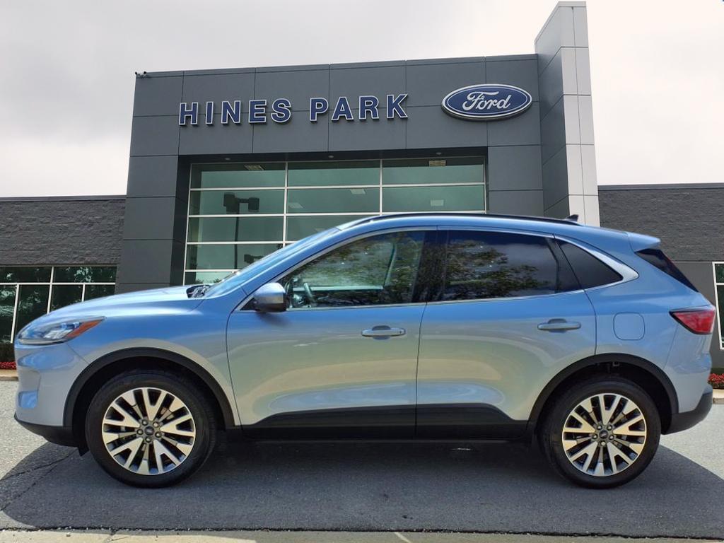 Thumbnail image of 2022 Ford Escape at Hines Park Ford