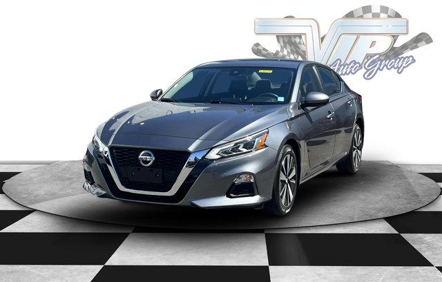 Thumbnail image of 2022 Nissan Altima at Garden City Chrysler Jeep Dodge - Used