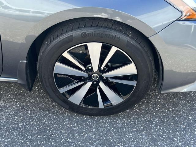 Thumbnail image of 2022 Nissan Altima at Garden City Chrysler Jeep Dodge - Used
