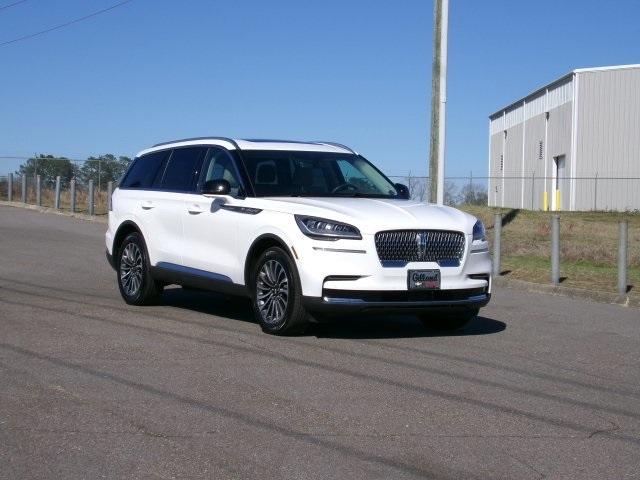Thumbnail image of 2022 Lincoln Aviator at Gilland Chevrolet GMC