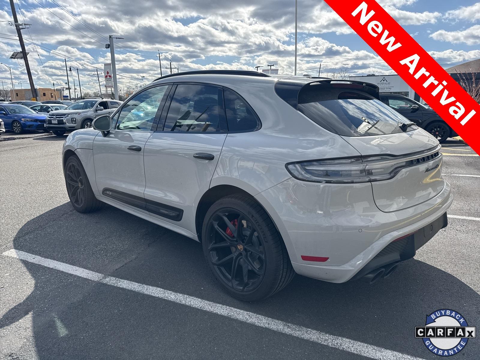 Thumbnail image of 2024 Porsche Macan at Bell Mitsubishi