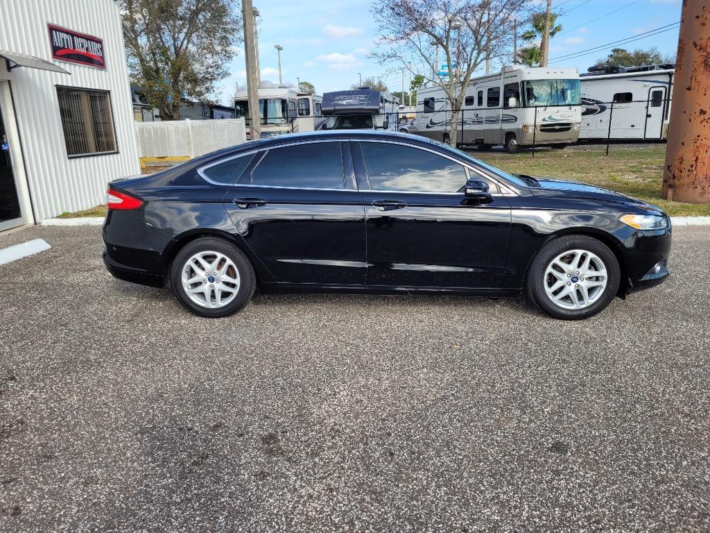 Thumbnail image of 2016 Ford Fusion at SUNCOAST AUTO OUTLET
