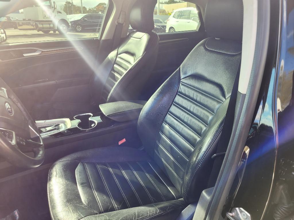 Thumbnail image of 2016 Ford Fusion at SUNCOAST AUTO OUTLET