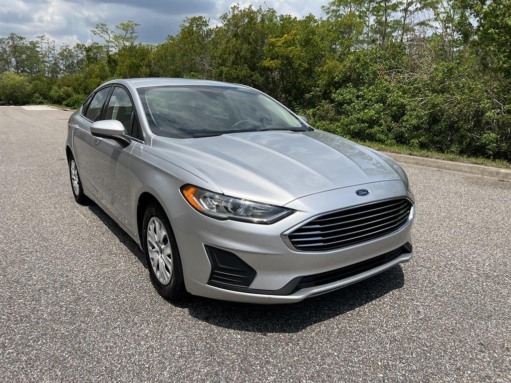Thumbnail image of 2019 Ford Fusion at Fox Auto Center Inc