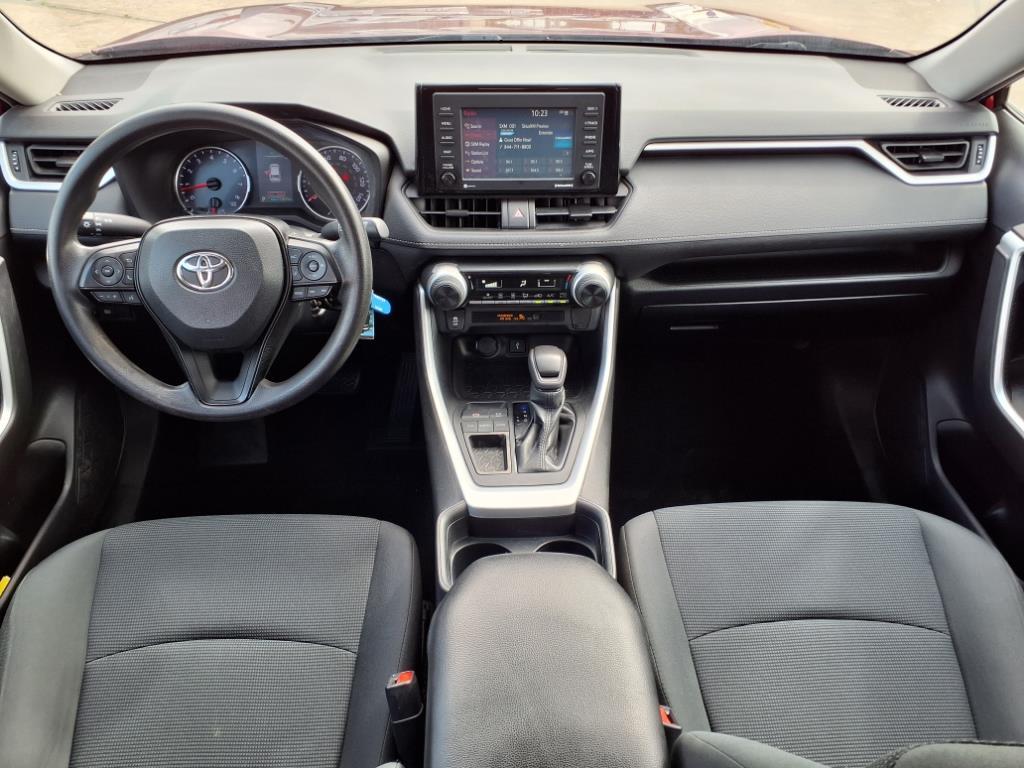 Thumbnail image of 2020 Toyota RAV4 at Roberts Ford