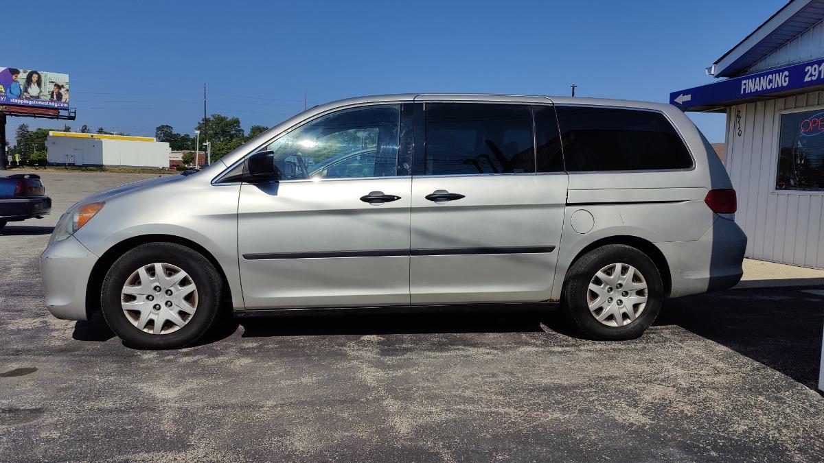 Thumbnail image of 2009 Honda Odyssey at Arrow Auto Indy, LLC