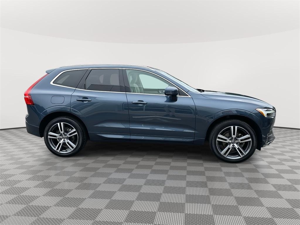 Thumbnail image of 2021 Volvo XC60 at Empire Volvo Cars of Smithtown