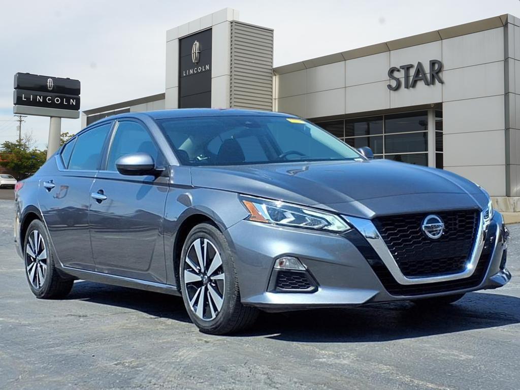Thumbnail image of 2022 Nissan Altima at Star Lincoln, Inc.