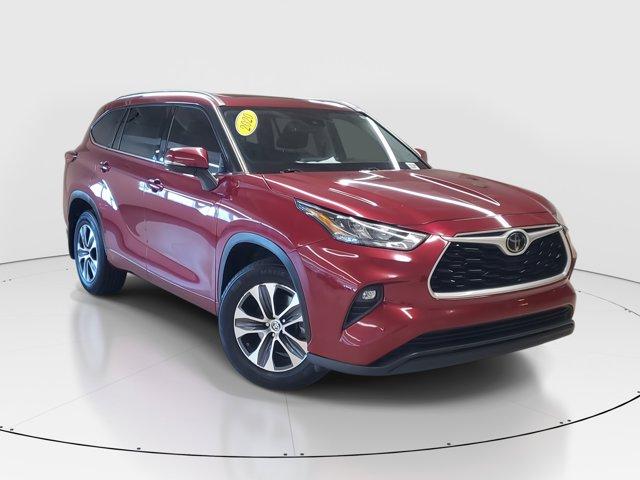Thumbnail image of 2020 Toyota Highlander at Kendall Toyota