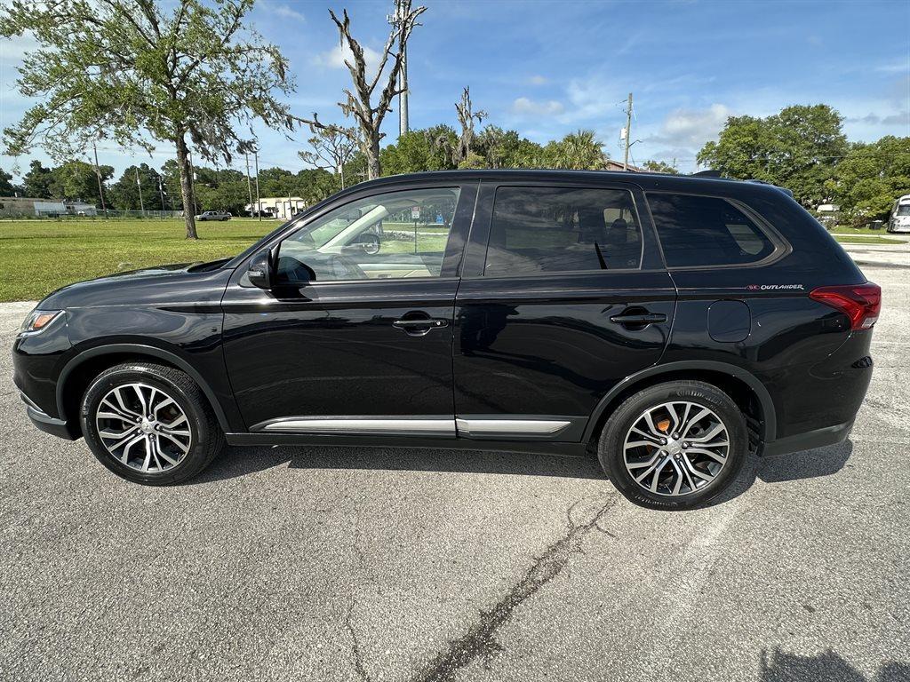 Thumbnail image of 2018 Mitsubishi Outlander at Southpoint Truck Sales