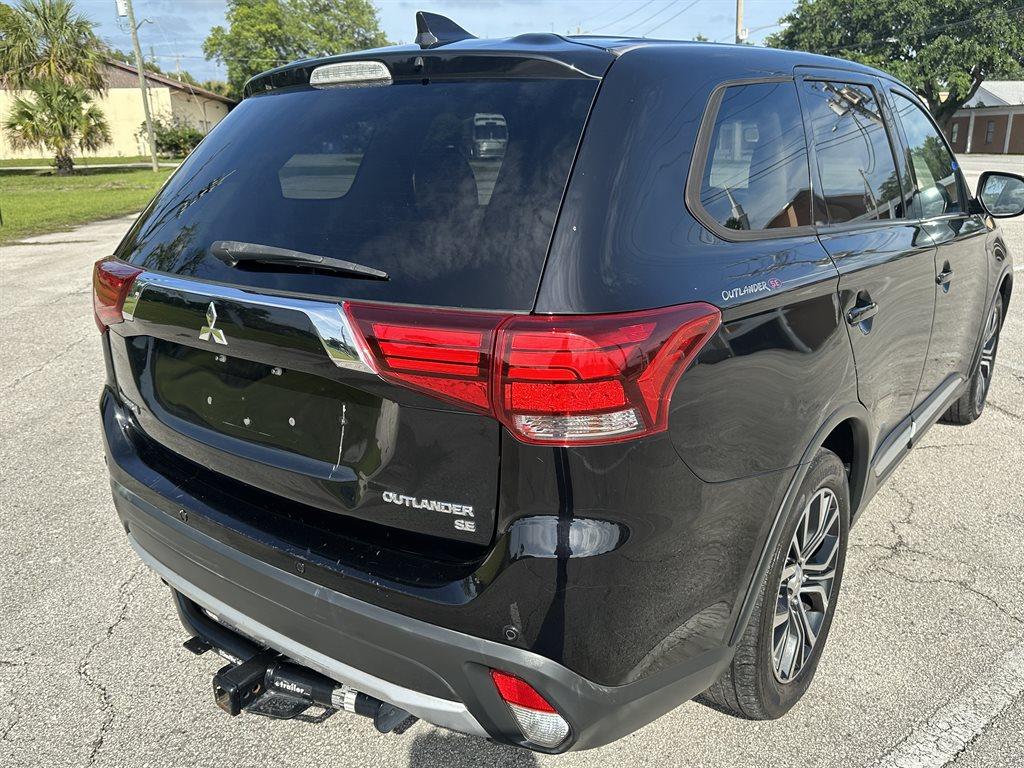 Thumbnail image of 2018 Mitsubishi Outlander at Southpoint Truck Sales
