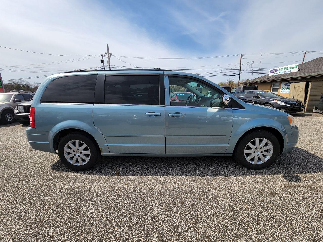 Thumbnail image of 2008 Chrysler Town and Country at Acp Auto Wholesalers, Llc