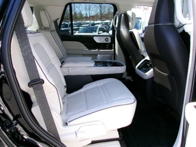 Thumbnail image of 2022 Lincoln Navigator at Hempstead Lincoln Ford