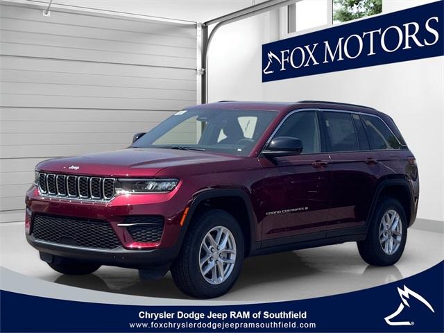 Thumbnail image of 2025 Jeep Grand Cherokee at Chrysler Dodge Jeep Ram of Southfield