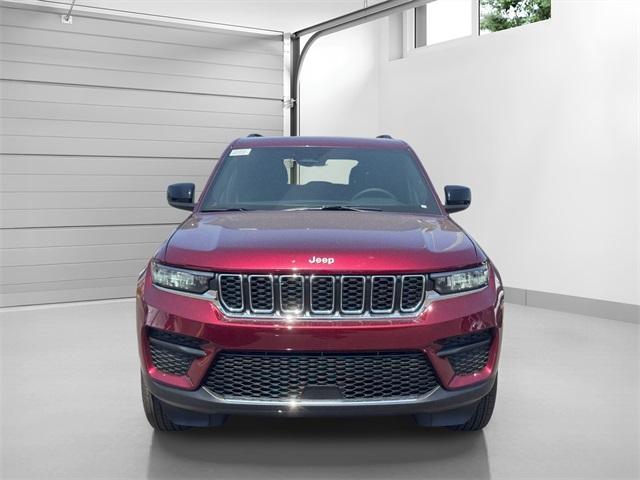 Thumbnail image of 2025 Jeep Grand Cherokee at Chrysler Dodge Jeep Ram of Southfield